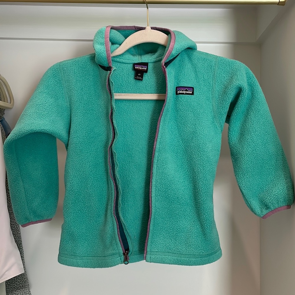 Kids Patagonia Jacket. Fleece. Teal/Purple Light Fall Jacket with Hood
